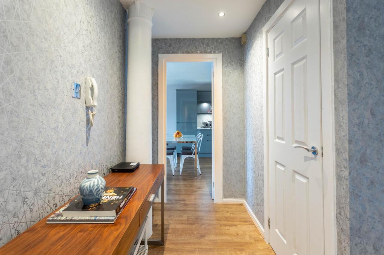 Stunning 2 Bed Merchant City Apartment With Residents Parking Glasgow Buitenkant foto